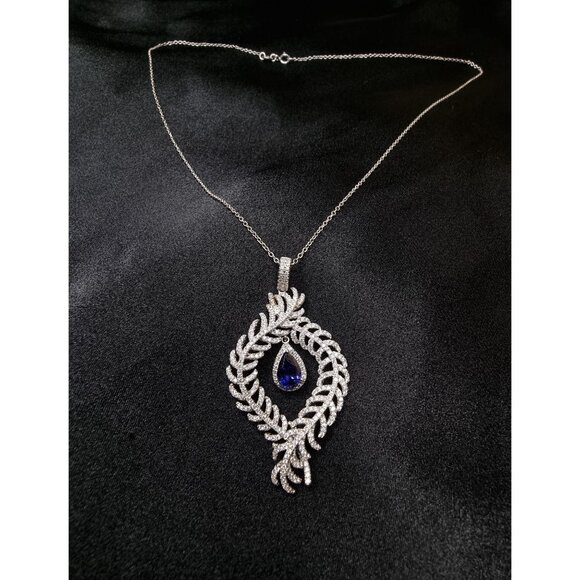 Elegant 925 Sterling Silver BYJ Signed Necklace With Leaf Design Pendant & Sapph - Picture 3 of 5